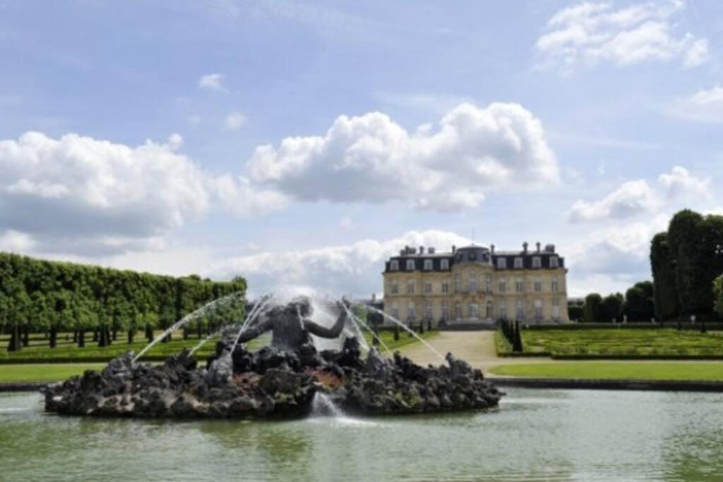 Studio Du Chateau Apartment Champs-Sur-Marne Bagian luar foto